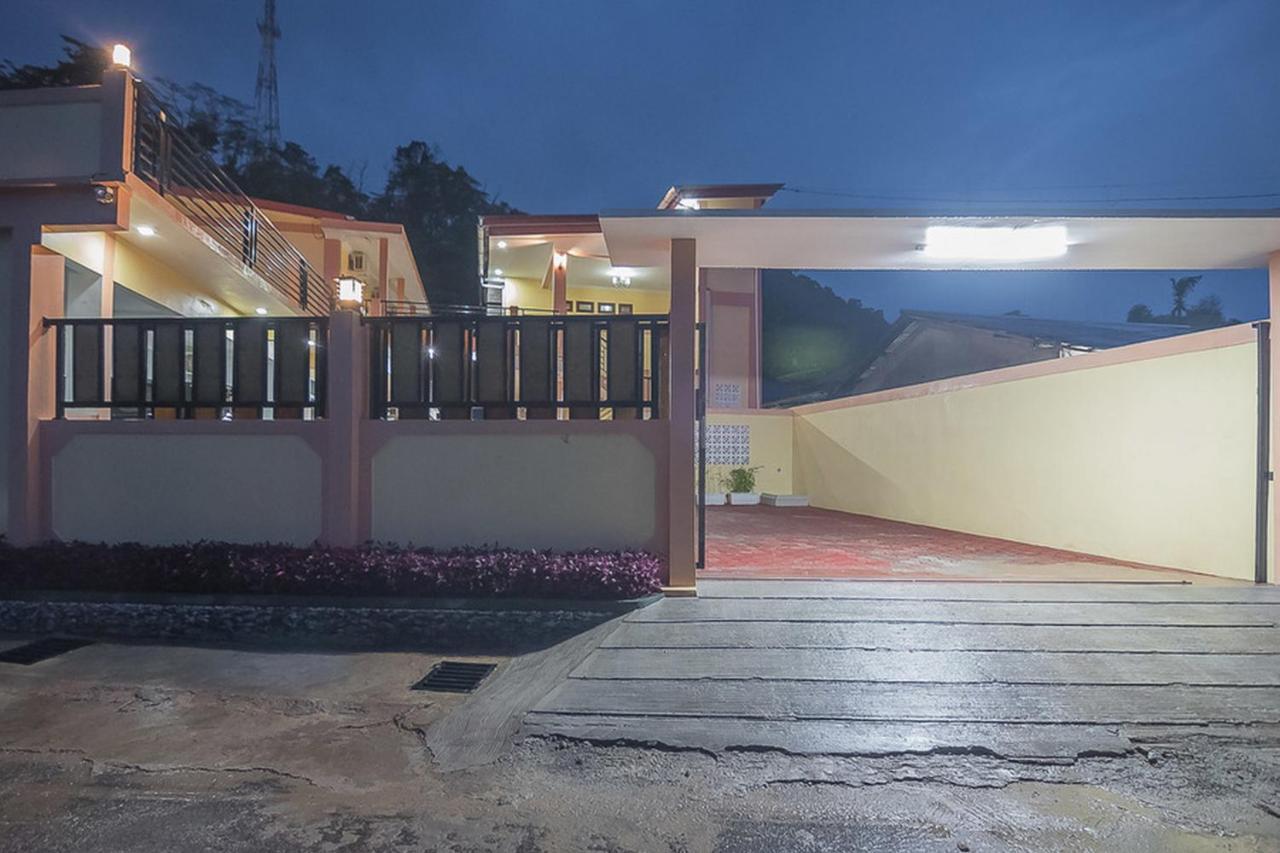 Hotel Reddoorz Near Rsud Dr Abdul Aziz Singkawang Exterior foto